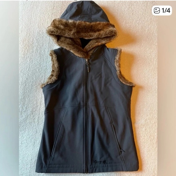Marmot Women's Furlong Softshell Vest, black with a faux fur lined hood. Large. - Picture 6 of 6